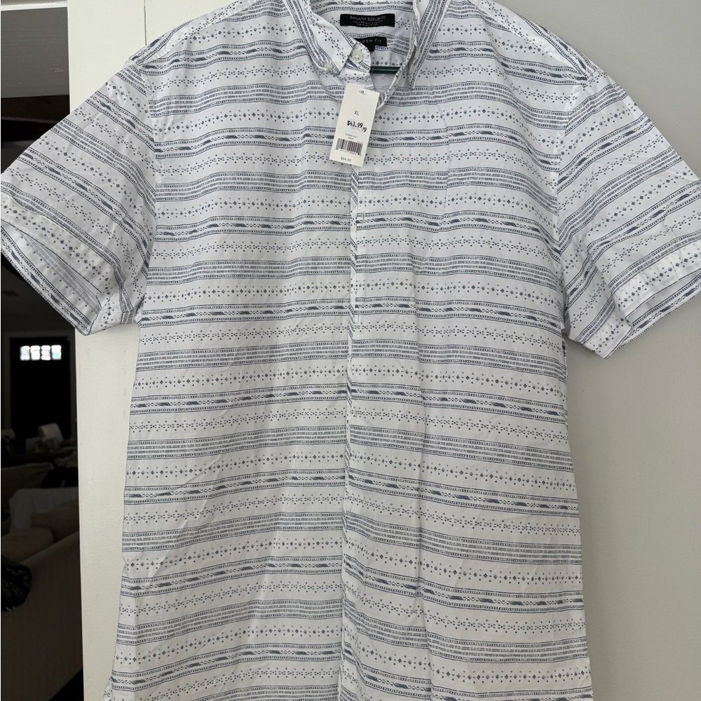 Banana Republic White and Blue Striped Shirt NWT